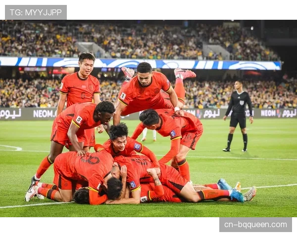 里昂2-1逆转马赛，拉卡泽特替补登场贡献助攻